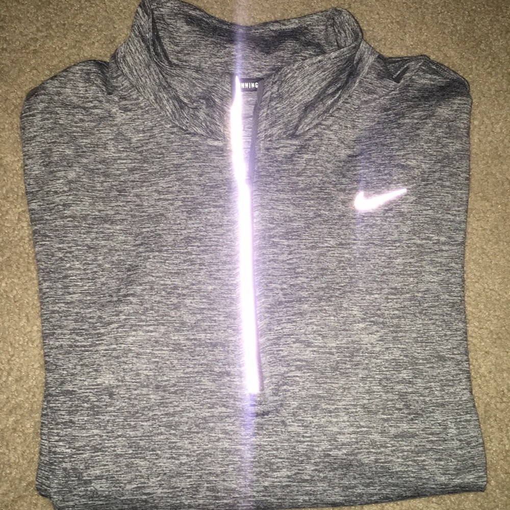 Grey Nike Dri-fit pullover